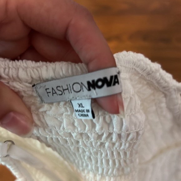 White crop top from Fashion Nova - Picture 3 of 3